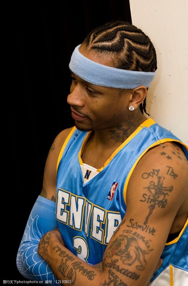 足球国足青训成果显现，小将成多队抢手货（国足青训见成效，年轻球员成各队争夺焦点）