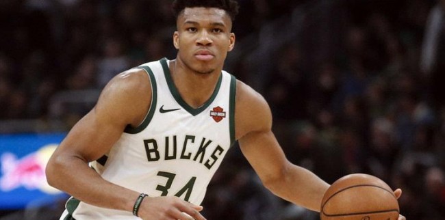 如何打出更有效的团队传切？（提升团队传切效率的关键策略）