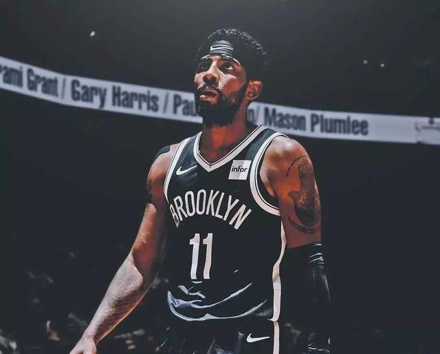 混团世界杯：梁靖崑单打告负莎头双打得分 中国8-2法国（混团世界杯战报：中国8-2胜法国，梁靖崑单打憾负，莎头双打建功）