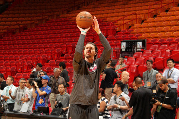 凭借其强大 凭借其强大